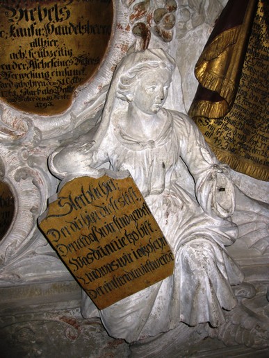 n_1821.jpg